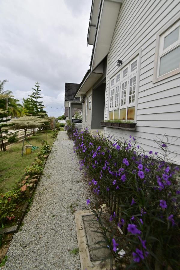 D'Ja Smoke Homestay Kampong Wakaf Tengah Luaran gambar